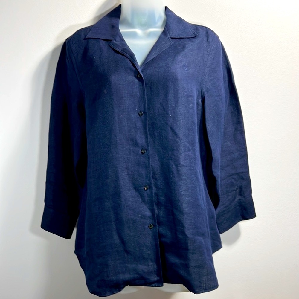 Woman’s Lauren by Ralph Lauren 100% linen shirt